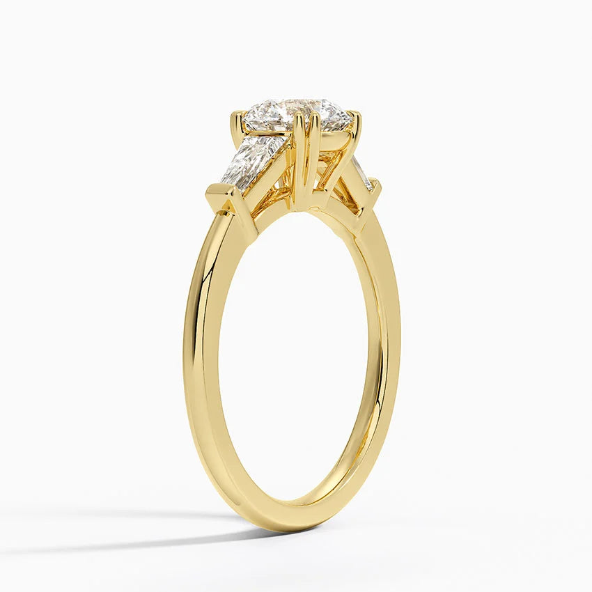 Symphony Ring Double Claw Three Stone