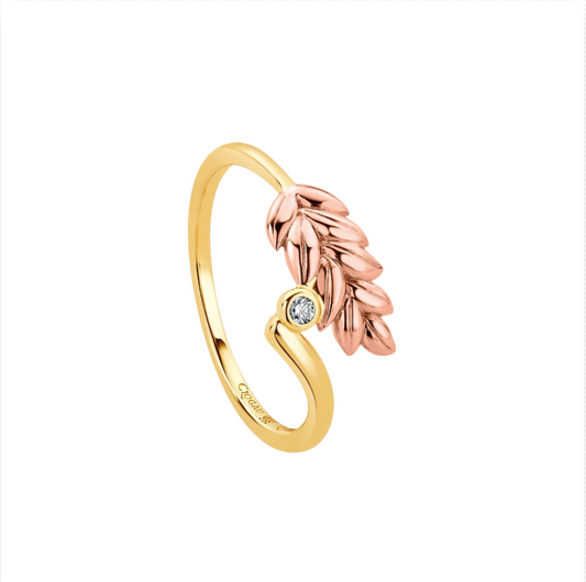 Gold Long Leaf Ring